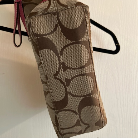 Coach vintage tan/pink with stripe shoulder bag medium size gorgeous - Picture 13 of 15